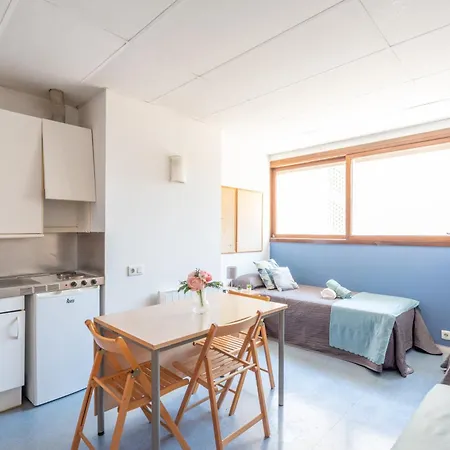Residencia Universitaria Resa Lesseps Apartamento *