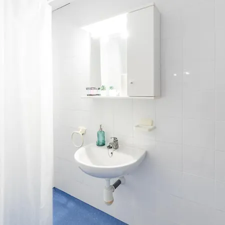 Residencia Universitaria Resa Lesseps 아파트