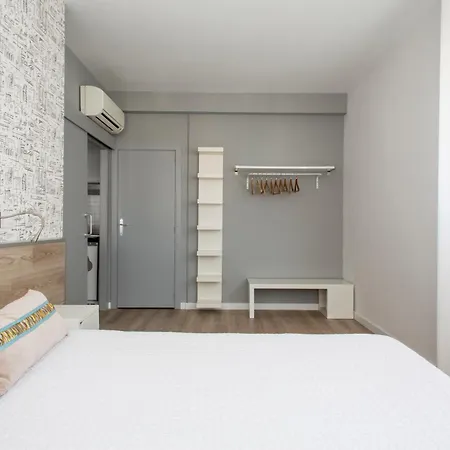 Residencia Universitaria Resa Lesseps Lägenhet *
