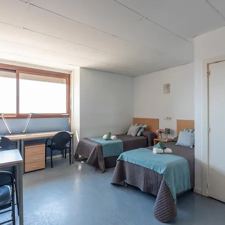 Residencia Universitaria Resa Lesseps 바르셀로나