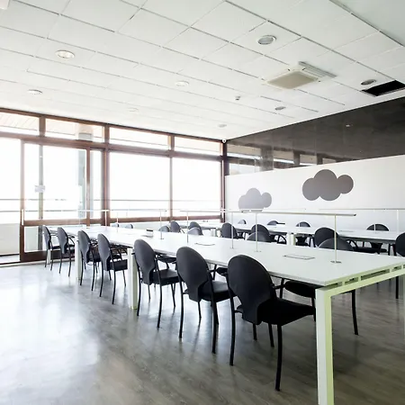 Residencia Universitaria Resa Lesseps