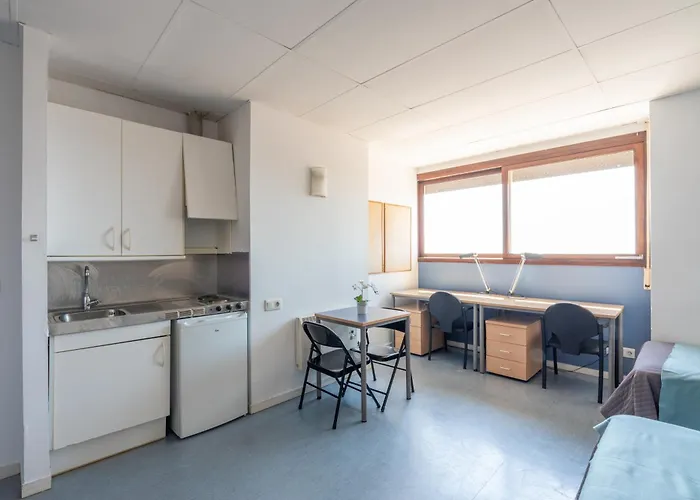 Residencia Universitaria Resa Lesseps شقة برشلونة