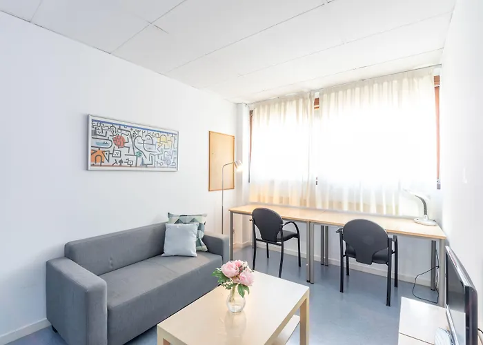 Residencia Universitaria Resa Lesseps *