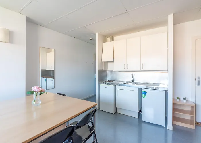 Residencia Universitaria Resa Lesseps برشلونة