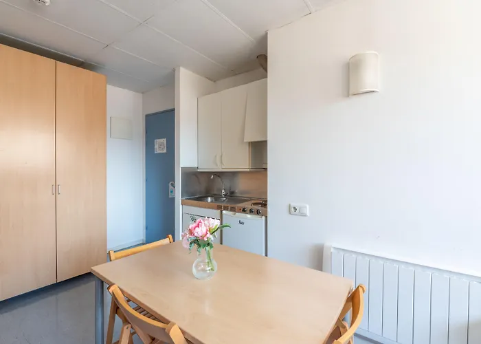 Residencia Universitaria Resa Lesseps * برشلونة